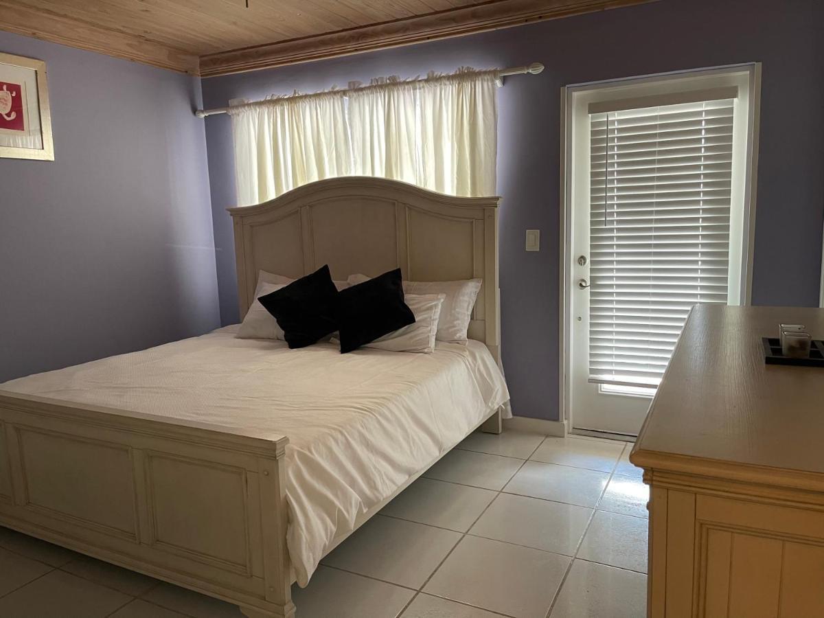 Sapphire Garden Townhouses George Town Bagian luar foto