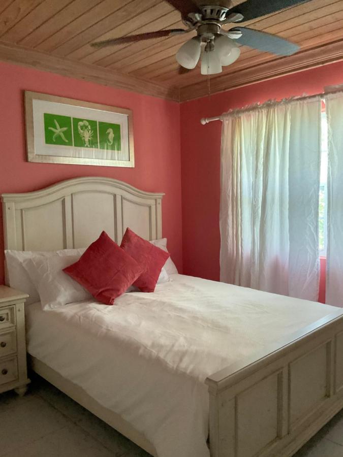 Sapphire Garden Townhouses George Town Bagian luar foto